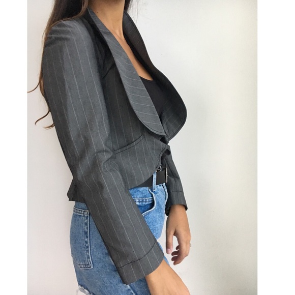 Vivienne Westwood pinstriped gray cropped blazer 6 - Picture 3 of 8